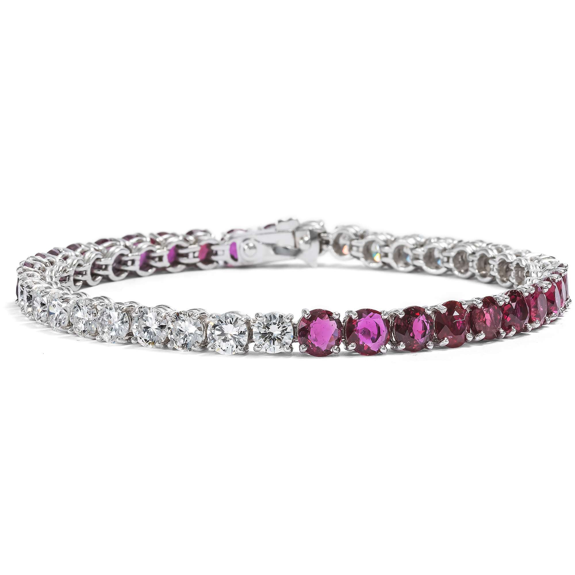 606507-hofer-antikschmuck-Luxurioeses-Riviere-Armband-mit-Diamanten-und-unbehandelten-Rubinen-um-1965-Schneeweiss-und-Rosenrot_4