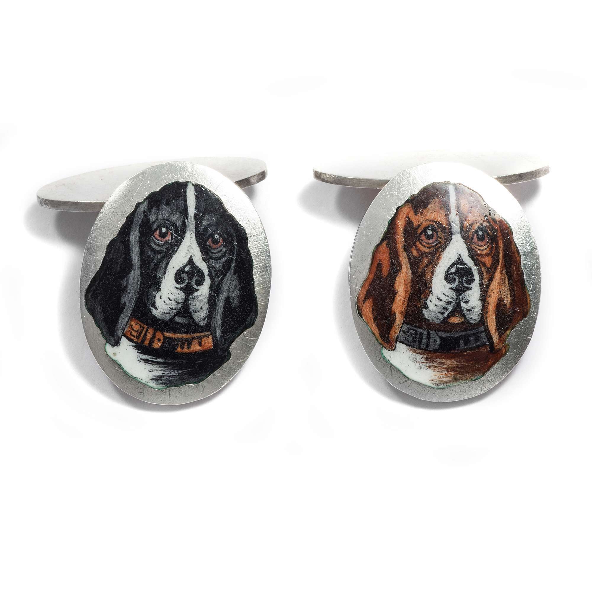 612217-hofer-antikschmuck-Viktorianische-Manschettenknoepfe-mit-Emailmalerei-um-1890-Wuff-Wuff