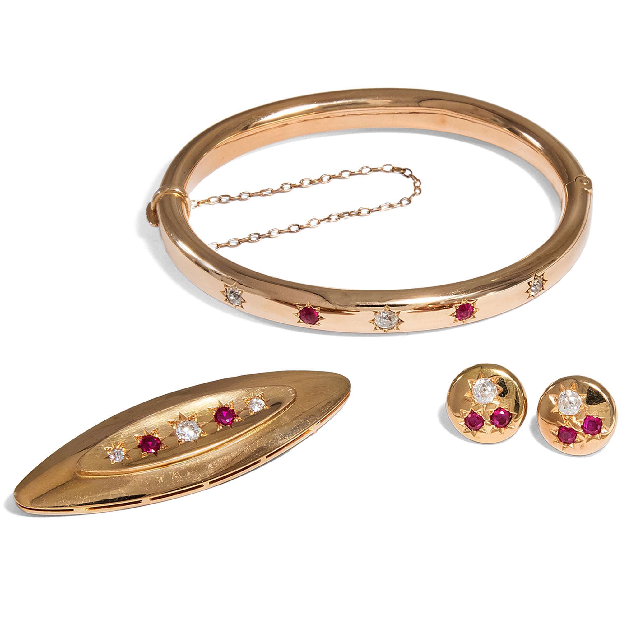 617815-hofer-antikschmuck-Romantische-Parure-mit-Rubinen-und-Diamanten-um-1890-1980-Generationen-verbunden_2