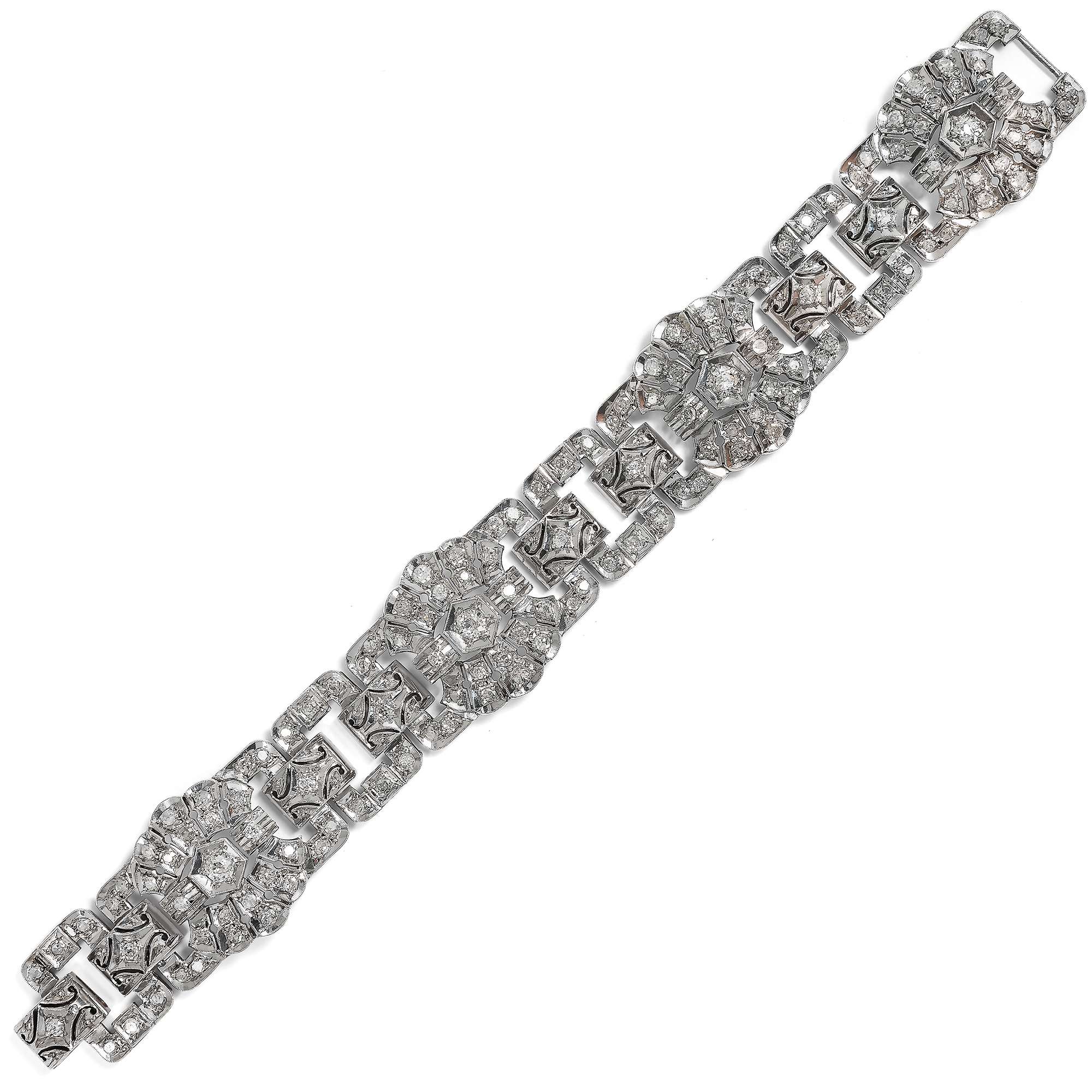 619531-hofer-antikschmuck-Prachtvolles-Diamant-Armband-des-Art-Deco-mit-7-82-ct-Diamanten-um-1940-Funkelnder-Gruss-aus-schwerer-Zeit_3