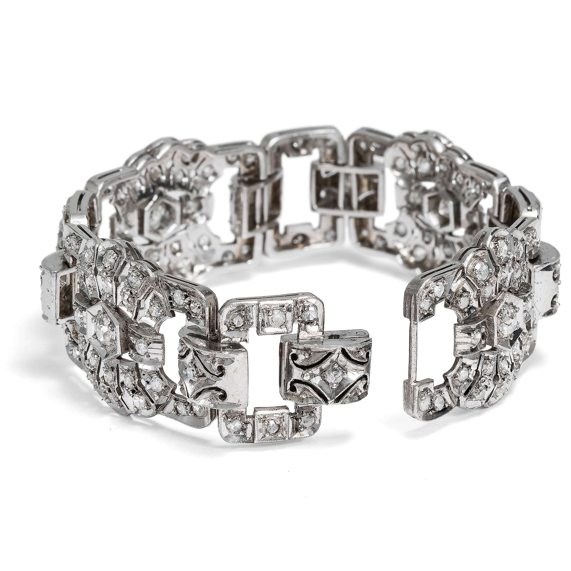 619531-hofer-antikschmuck-Prachtvolles-Diamant-Armband-des-Art-Deco-mit-7-82-ct-Diamanten-um-1940-Funkelnder-Gruss-aus-schwerer-Zeit_6