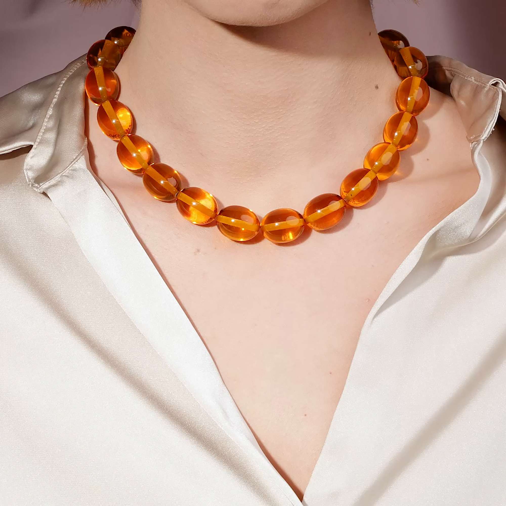 623917-hofer-antikschmuck-Vintage-Collier-aus-echtem-Bernstein-um-1975-Ein-Herbstmorgen_4