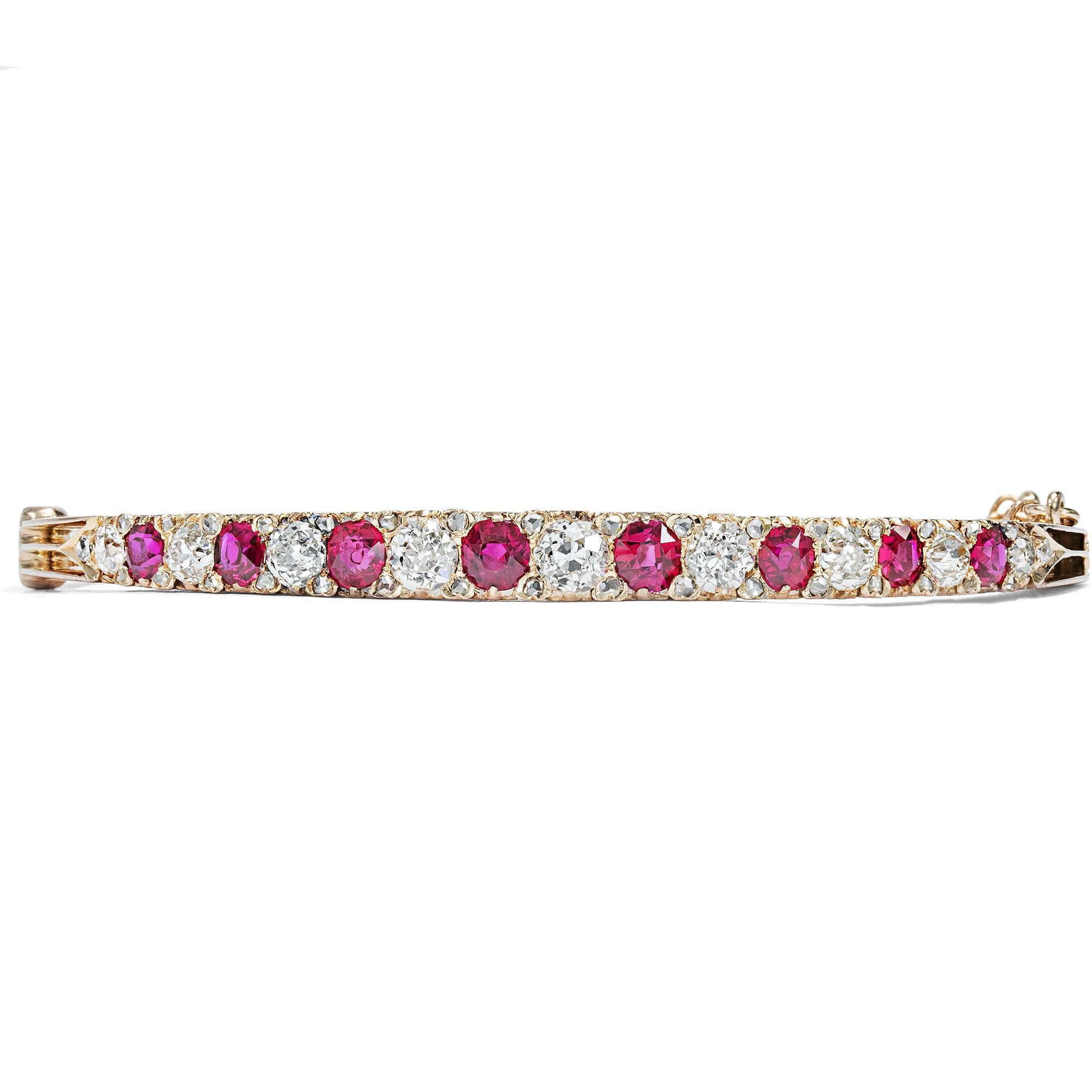 624599-hofer-antikschmuck-Antiker-Armreif-mit-Rubinen-und-Diamanten-in-roetlichem-Gold-um-1895-Der-Abend-naht-_1