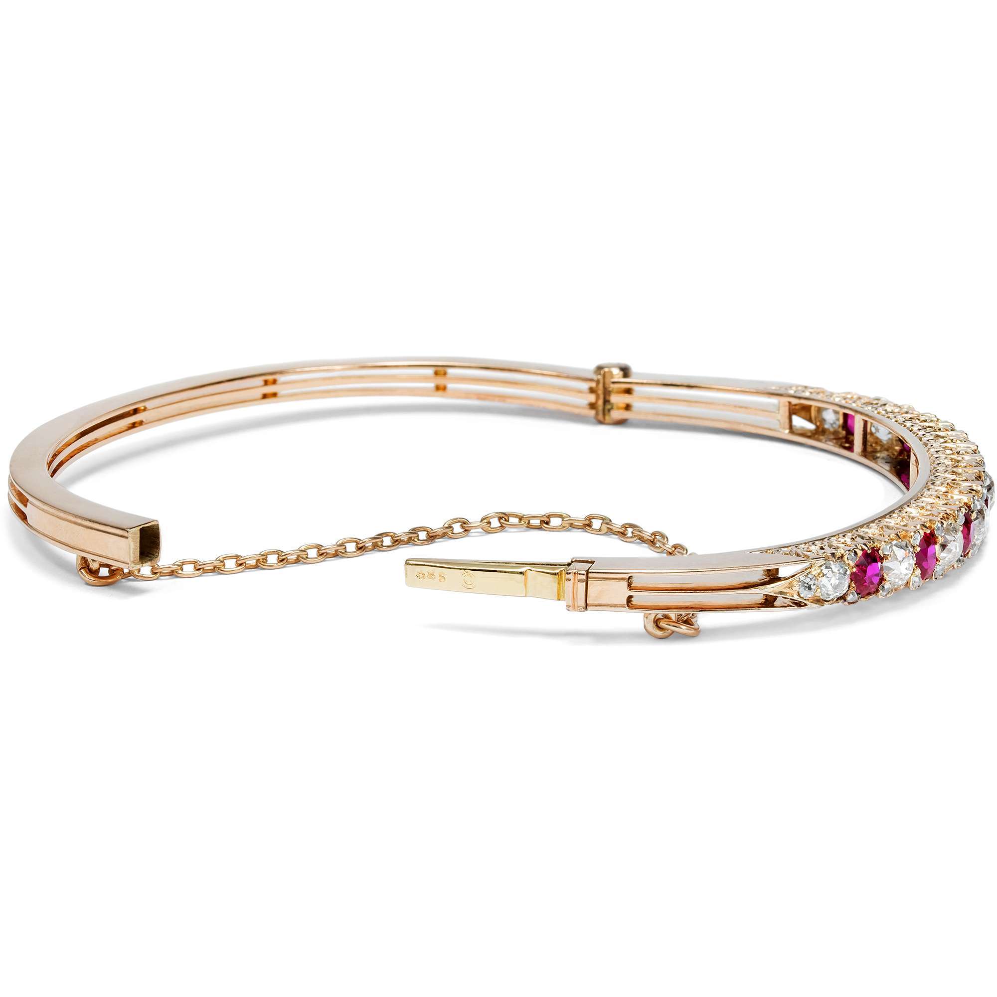 624599-hofer-antikschmuck-Antiker-Armreif-mit-Rubinen-und-Diamanten-in-roetlichem-Gold-um-1895-Der-Abend-naht-_3