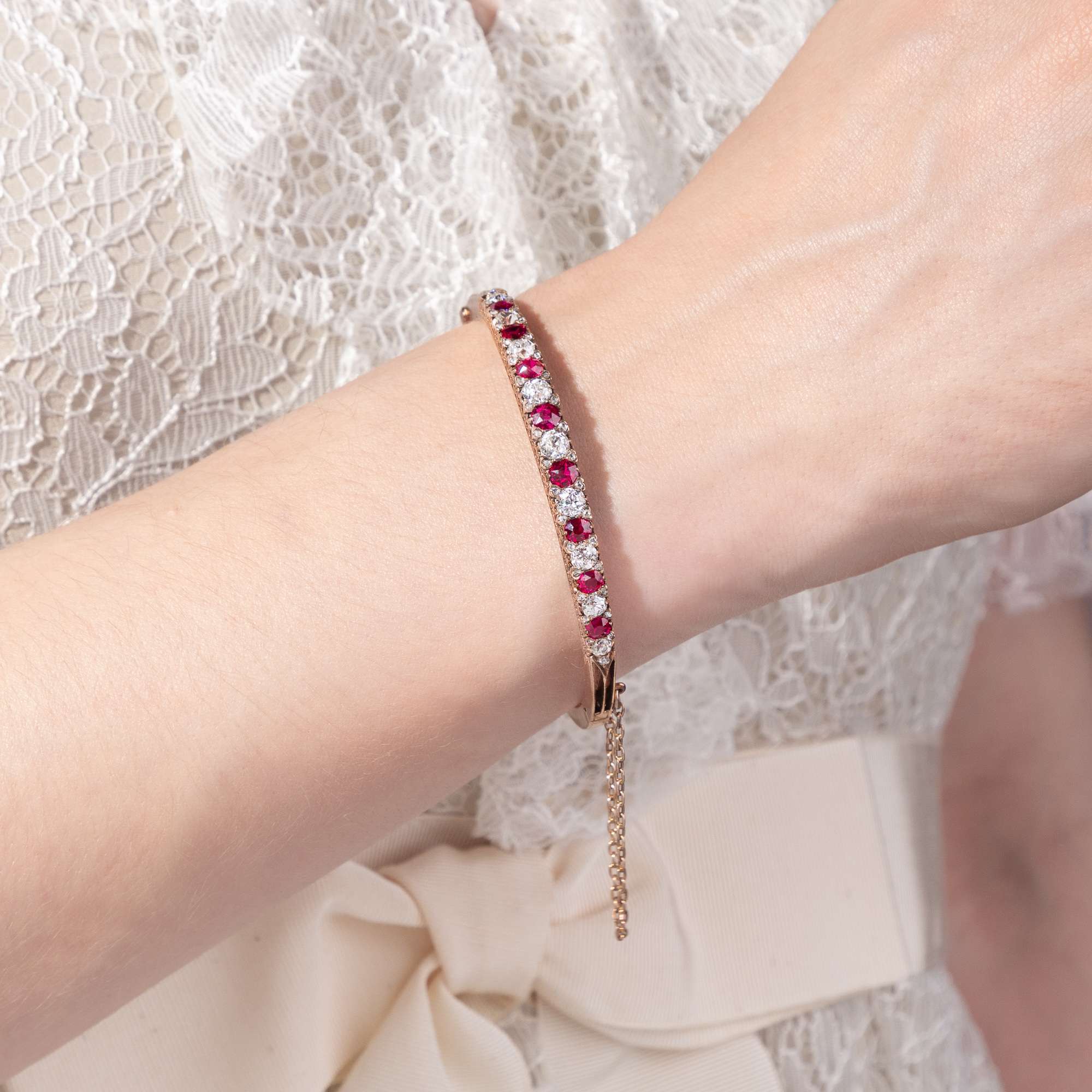 624599-hofer-antikschmuck