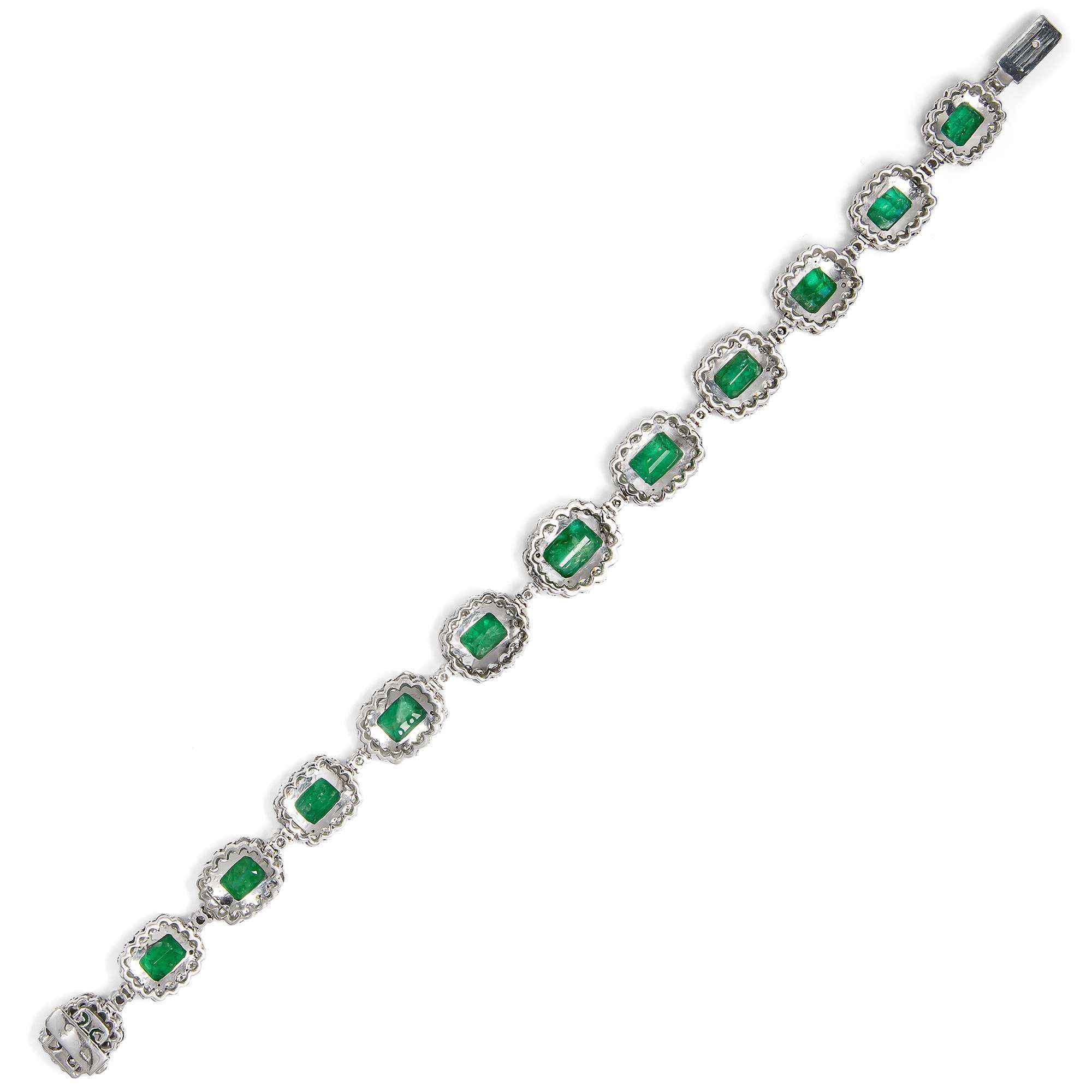 624758-hofer-antikschmuck-Luxurioeses-vintage-Armband-mit-Smaragden-und-Diamanten-in-Weissgold-um-1965-ueppiges-Gruen_5