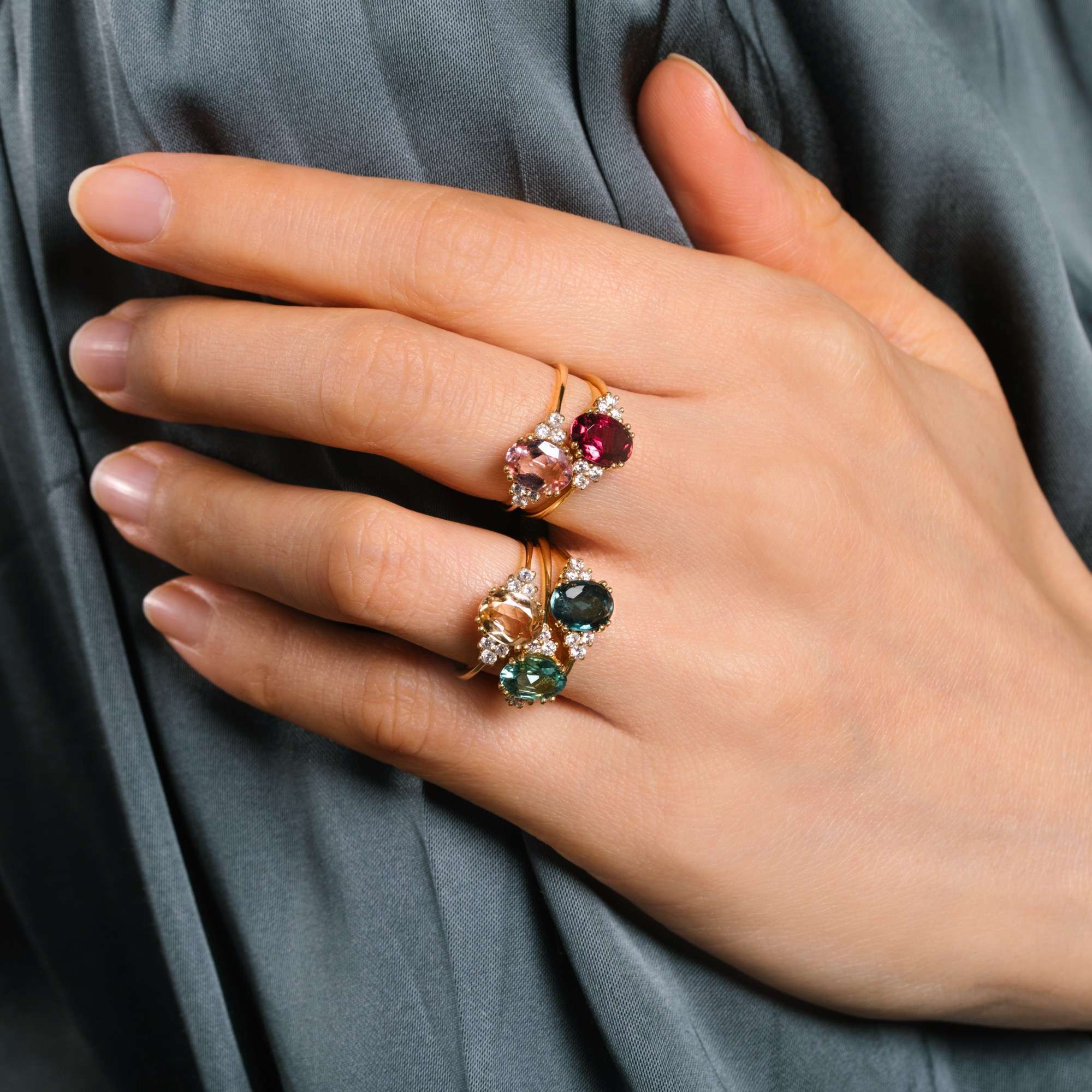 624781-hofer-antikschmuck-aetherischer-Ring-mit-dunkelrosa-Turmalin-und-Diamanten-in-Gold-aus-unserer-Werkstatt-Rosenholz_2