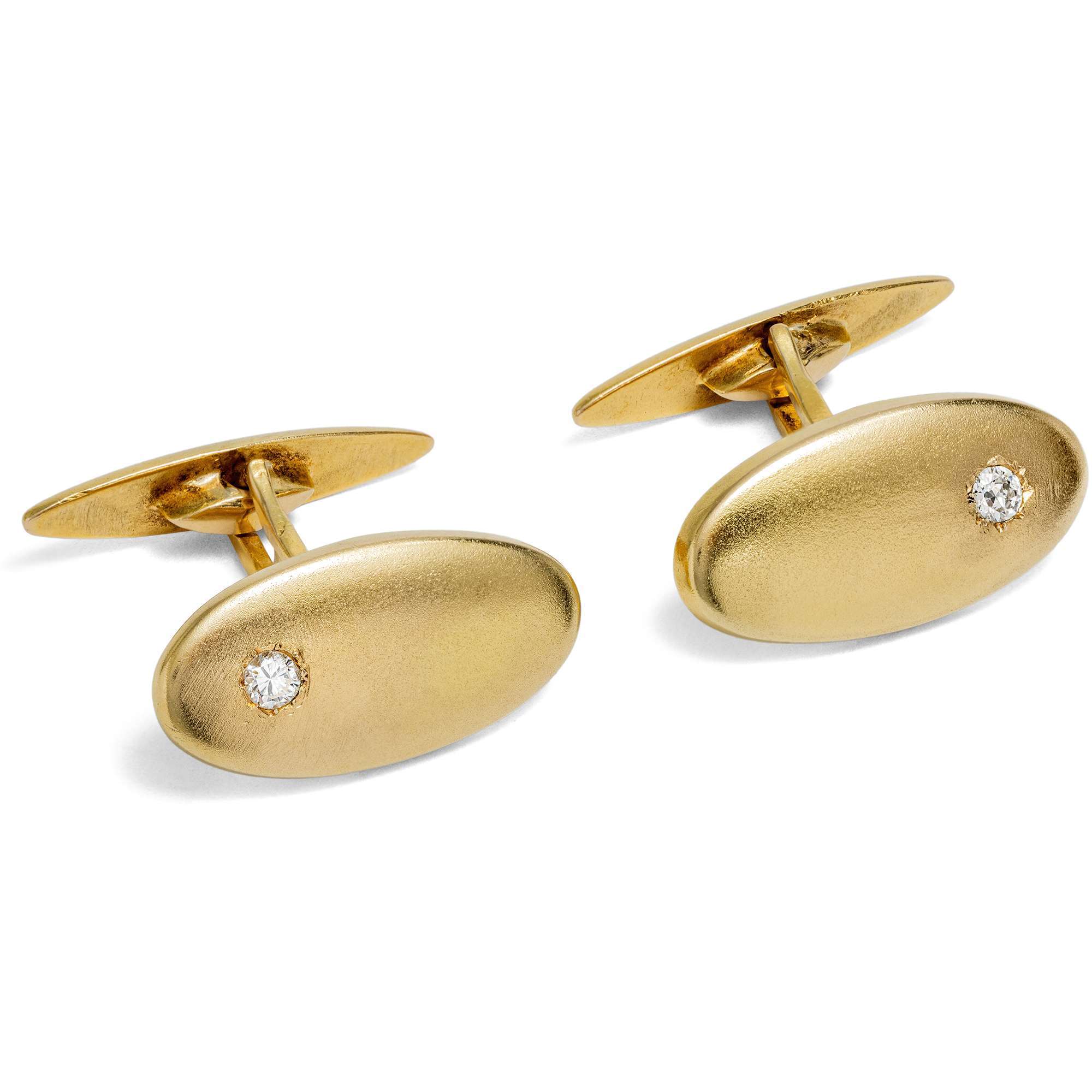 624888-hofer-antikschmuck-Klassische-antike-Manschettenknoepfe-mit-Diamanten-in-Gold-Pforzheim-um-1910-Stil-muss-einfach-sein-_1