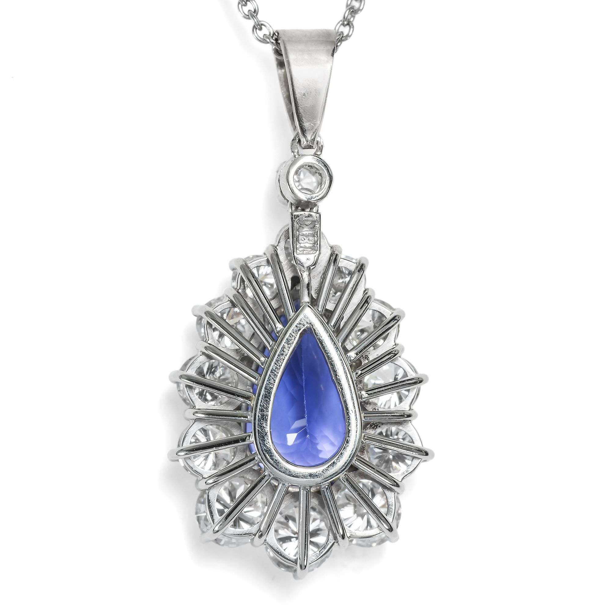 625334-hofer-antikschmuck-Traumhafter-vintage-Anhaenger-mit-Tansanit-und-Diamanten-in-Weissgold-um-1980-Jenseits-von-Afrika_2
