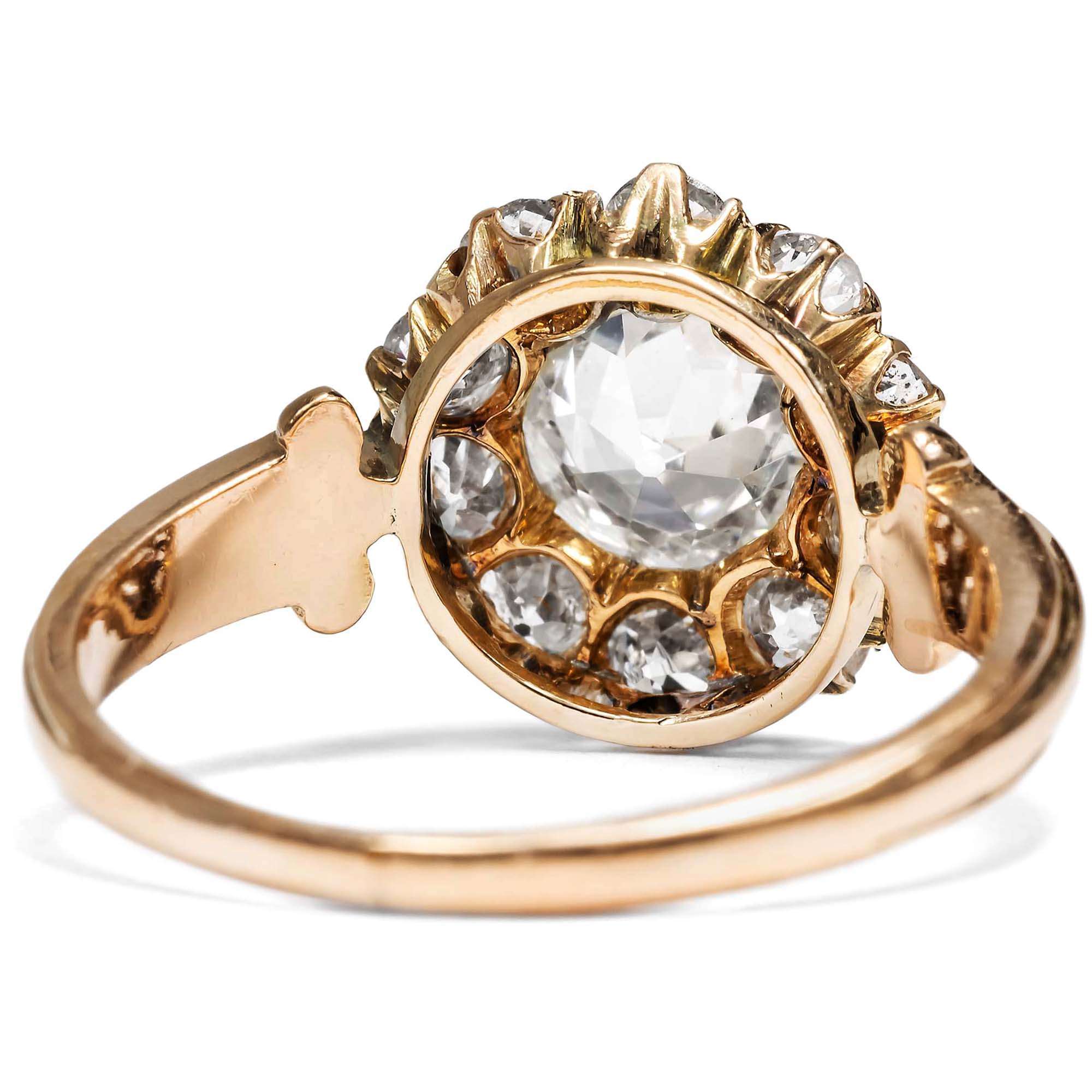 626167-hofer-antikschmuck-Kostbarer-Entourage-Ring-mit-Diamanten-im-Altschliff-in-Rosegold-um-1890-Bluete-aus-Licht_4