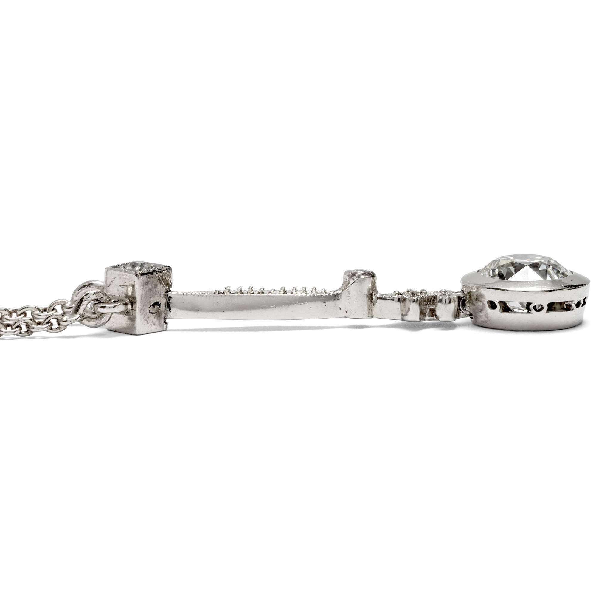 626397-hofer-antikschmuck-Zartes-Collier-aus-Weissgold-mit-einem-0-90-ct-schweren-Diamanten-im-Altschliff-um-1930-Glanzleistung-_1