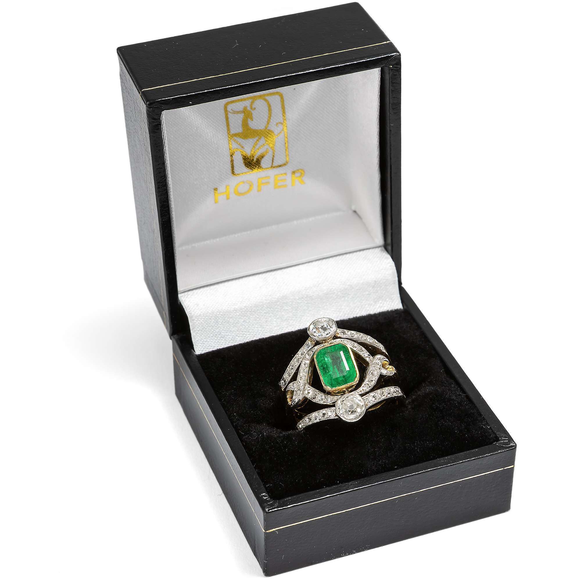626411-hofer-antikschmuck-Prachtvoller-Ring-mit-kolumbianischem-Smaragd-und-Diamanten-um-1905-The-Picture-of-Dorian-Gray_5
