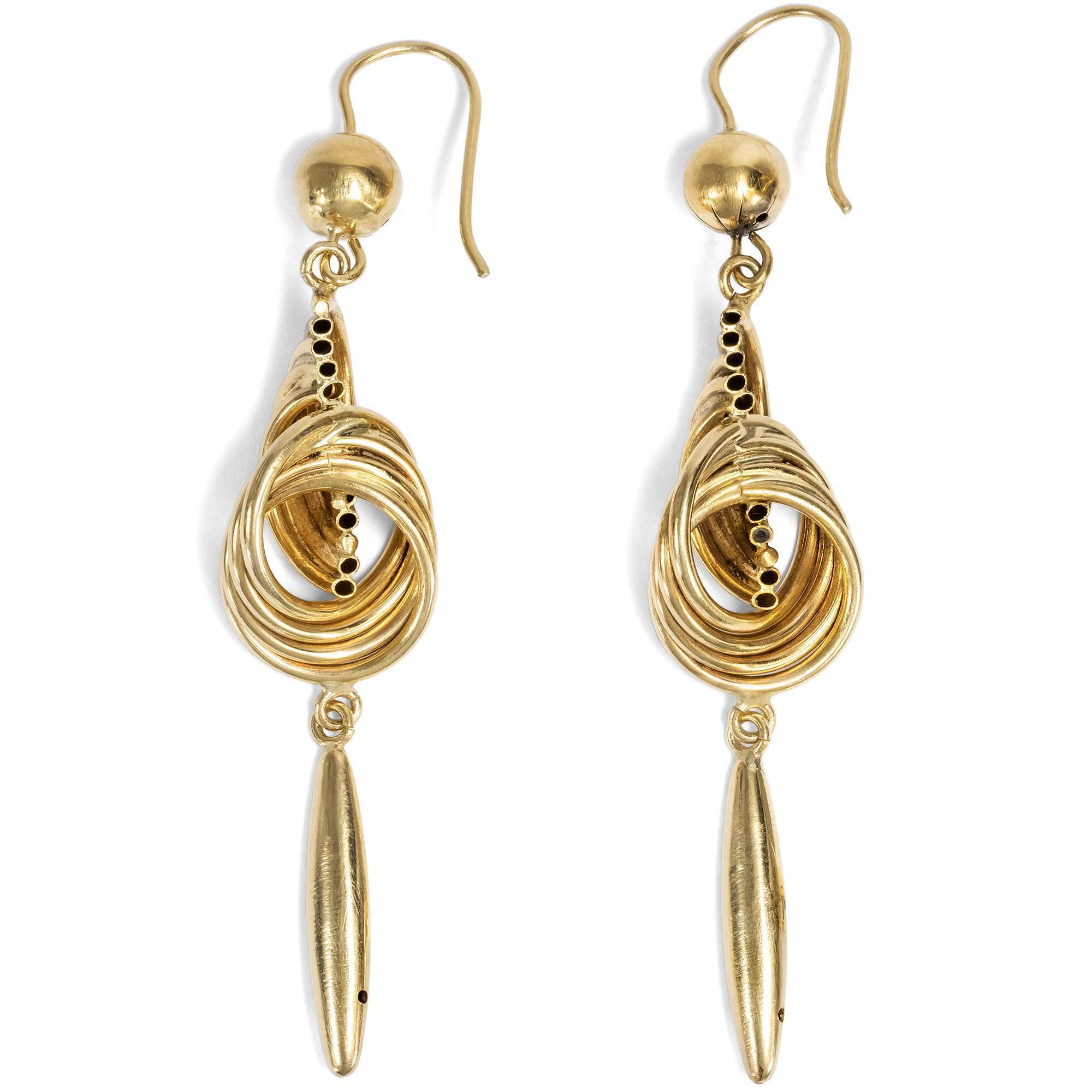 626642-hofer-antikschmuck-Elegante-viktorianische-Gold-Ohrringe-Grossbritannien-um-1900-Gross-doch-mit-Leichtigkeit_3