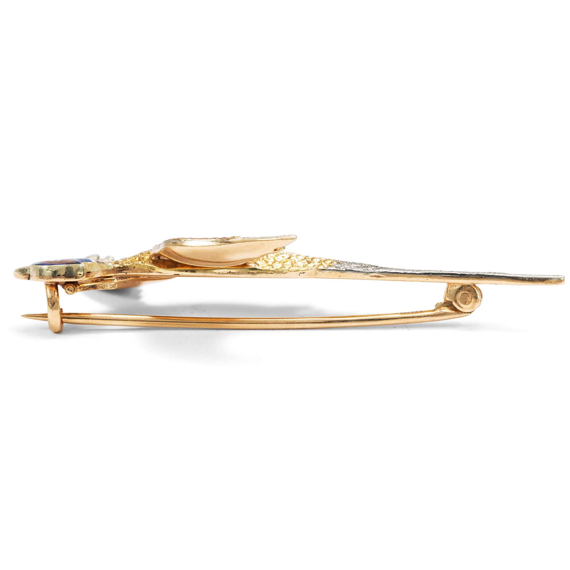 626695-hofer-antikschmuck-Witzige-Brosche-in-dreifarbigem-Gold-und-Emaille-England-1957-Lord-Goldfeather-hebt-ab_1