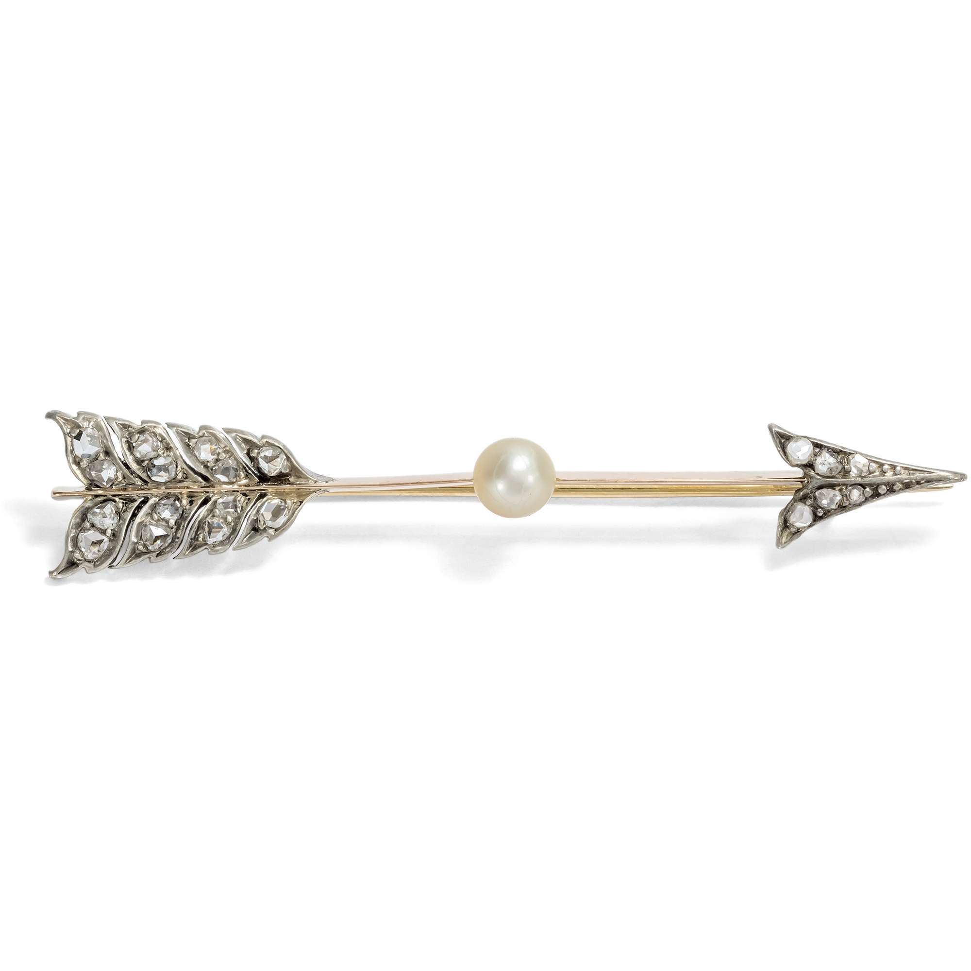 626946-hofer-antikschmuck-Viktorianische-Pfeil-Brosche-mit-Naturperle-und-Diamanten-England-um-1890-Widerstand-zwecklos