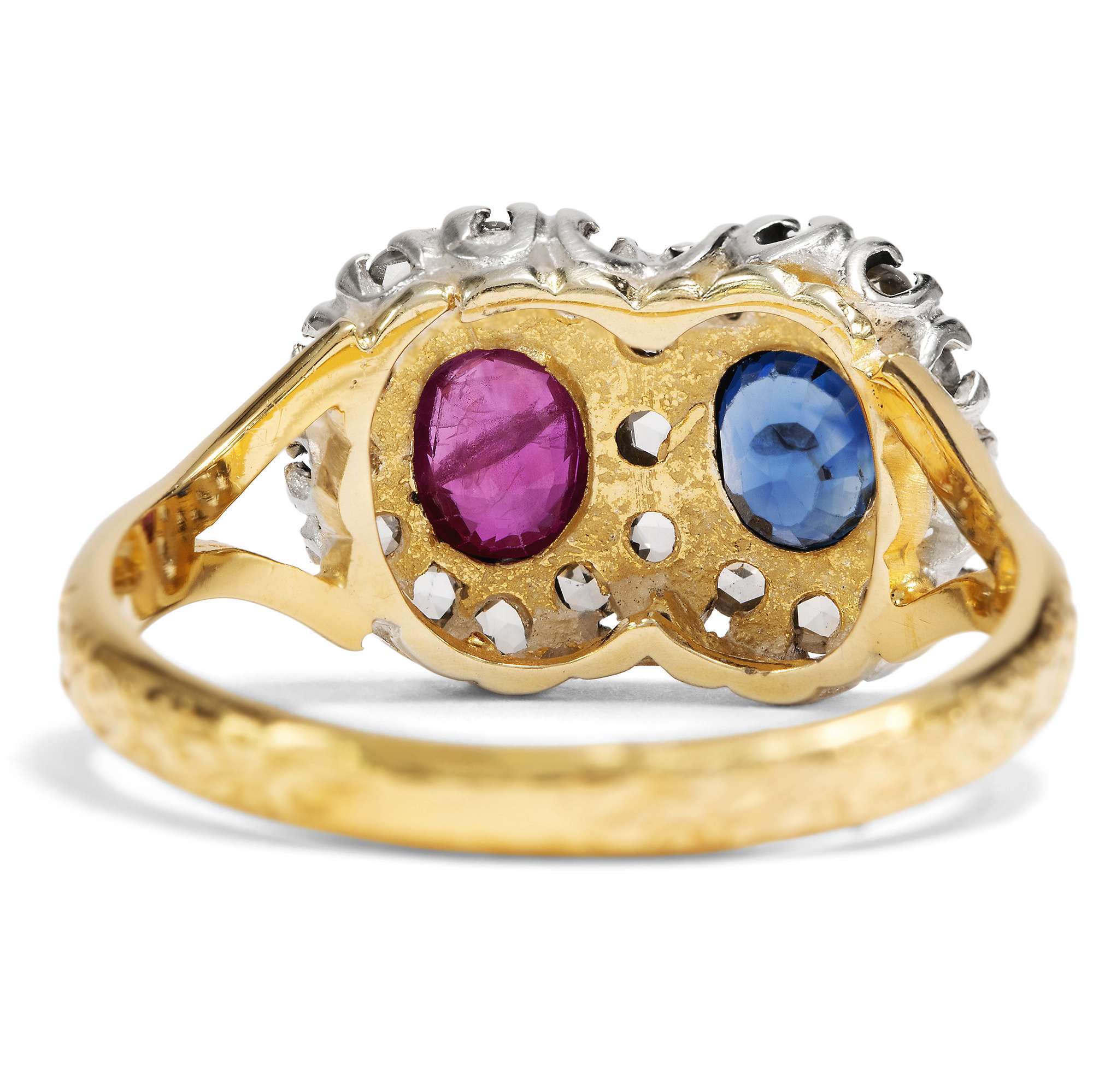 626971-hofer-antikschmuck-Nostalgischer-Ring-aus-Gold-und-Silber-mit-Diamanten-Saphir-und-Rubin-London-um-2000-In-ewiger-Verbindung_5