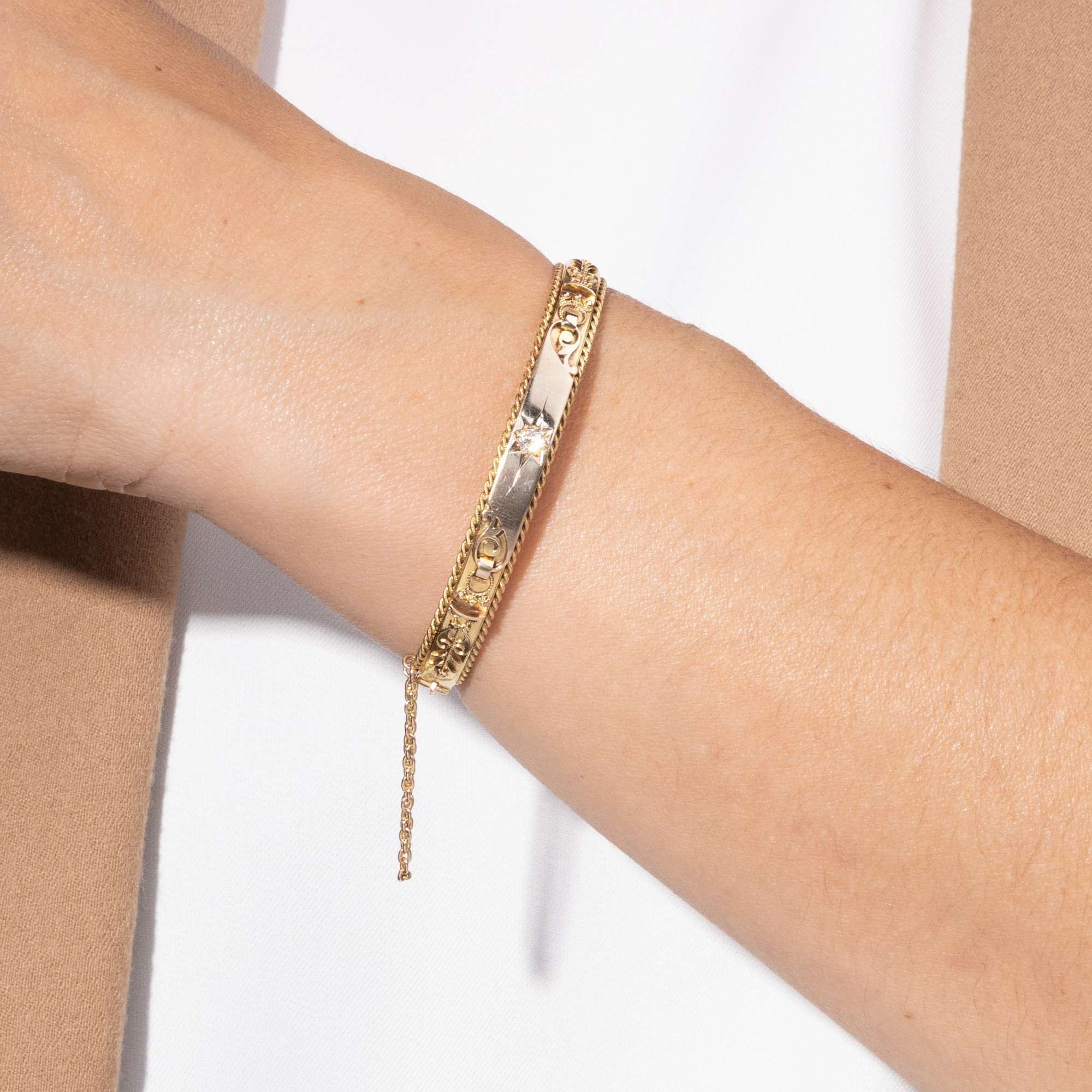 626999-hofer-antikschmuck