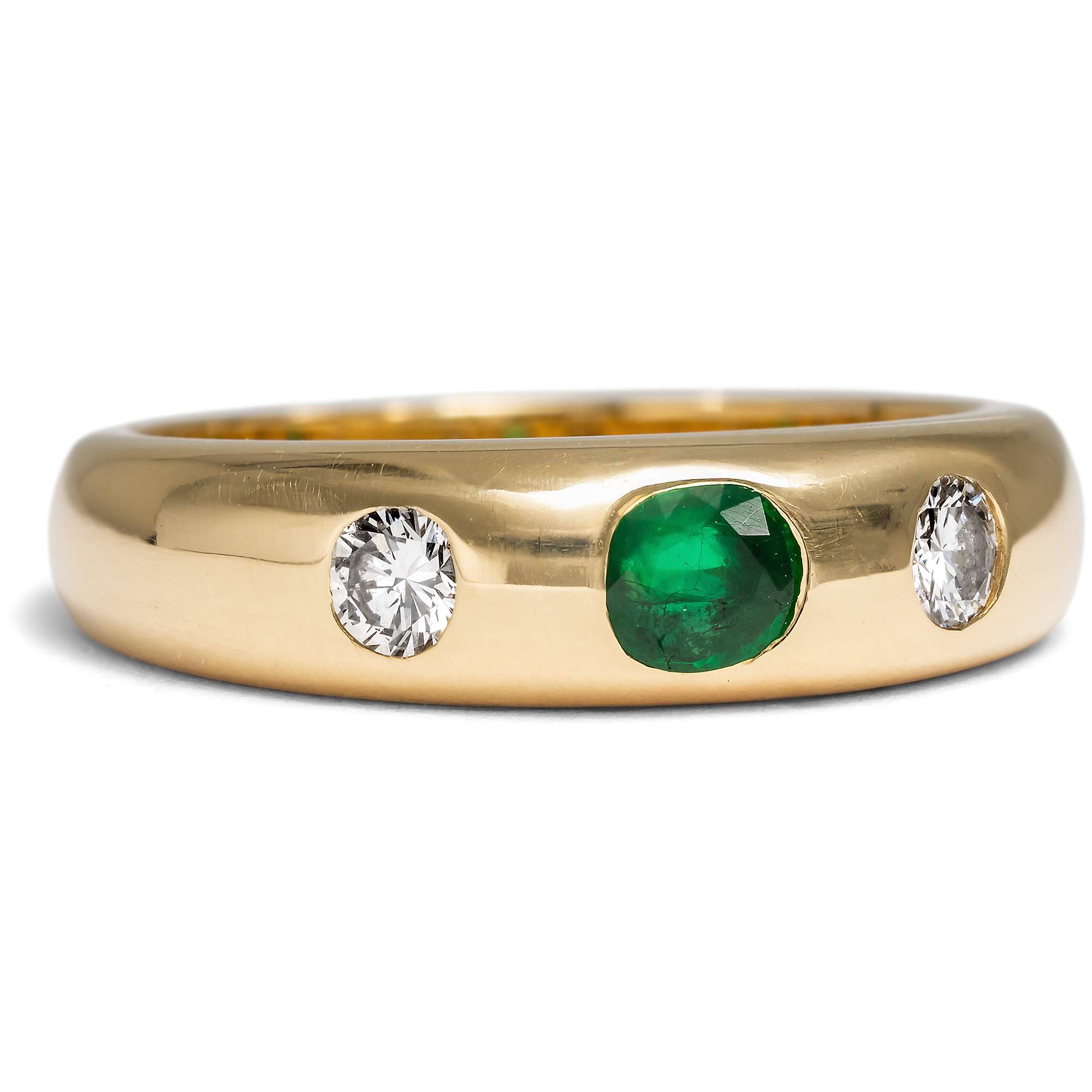 627275-hofer-antikschmuck-Zeitloser-Bandring-mit-Smaragd-und-Diamanten-in-Gold-Deutschland-2-Haelfte-des-20-Jhdts-Zwischen-Damals-und-Morgen