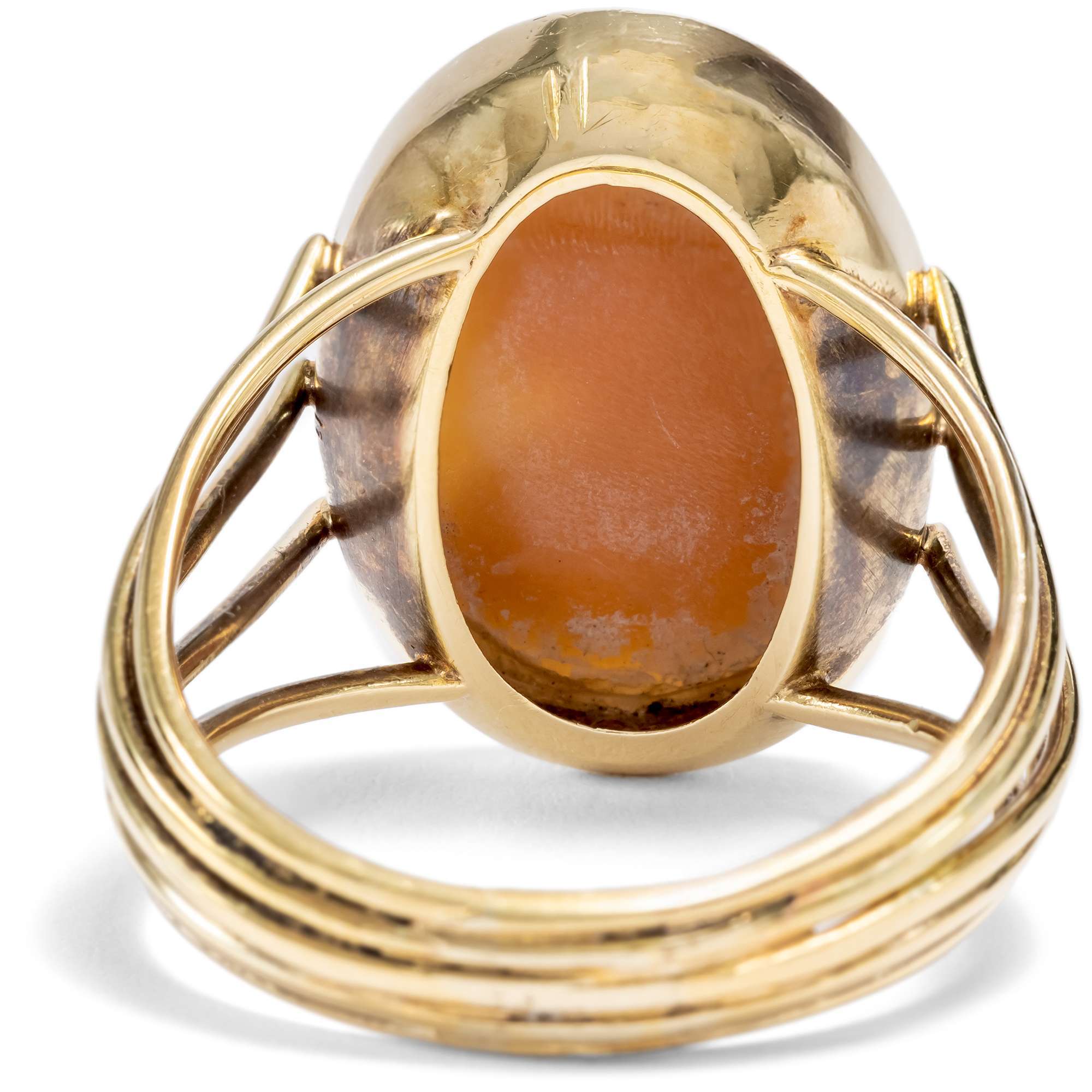 627297-hofer-antikschmuck-Goldener-Ring-mit-aelterer-Muschelgemme-einer-Bacchantin-in-Gold-um-1880-1960-Rauschende-Feste-wilde-Gelage_7